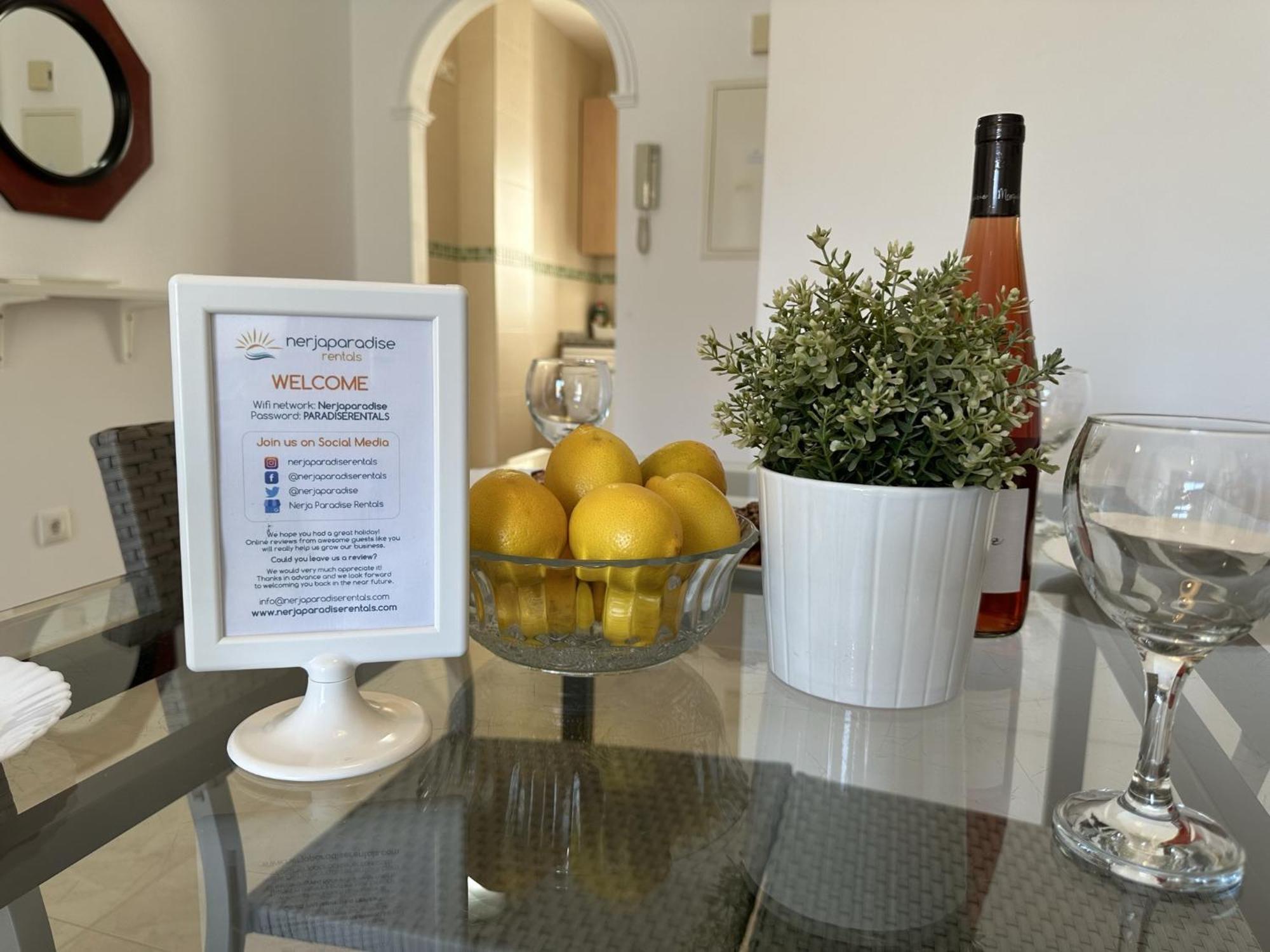 Nerja Paradise Rentals - Apt Chimenea A1E מראה חיצוני תמונה